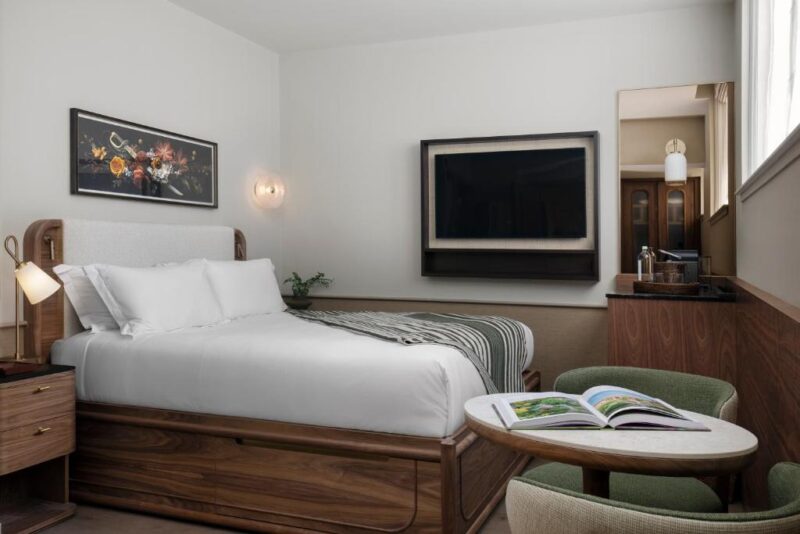 Atelier- Deluxe Double Room