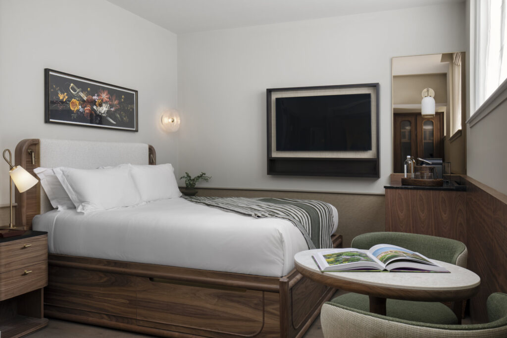 Montcalm Collection M Arch Townhouse Salon