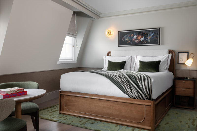 LONMM_Montague_Suites_3