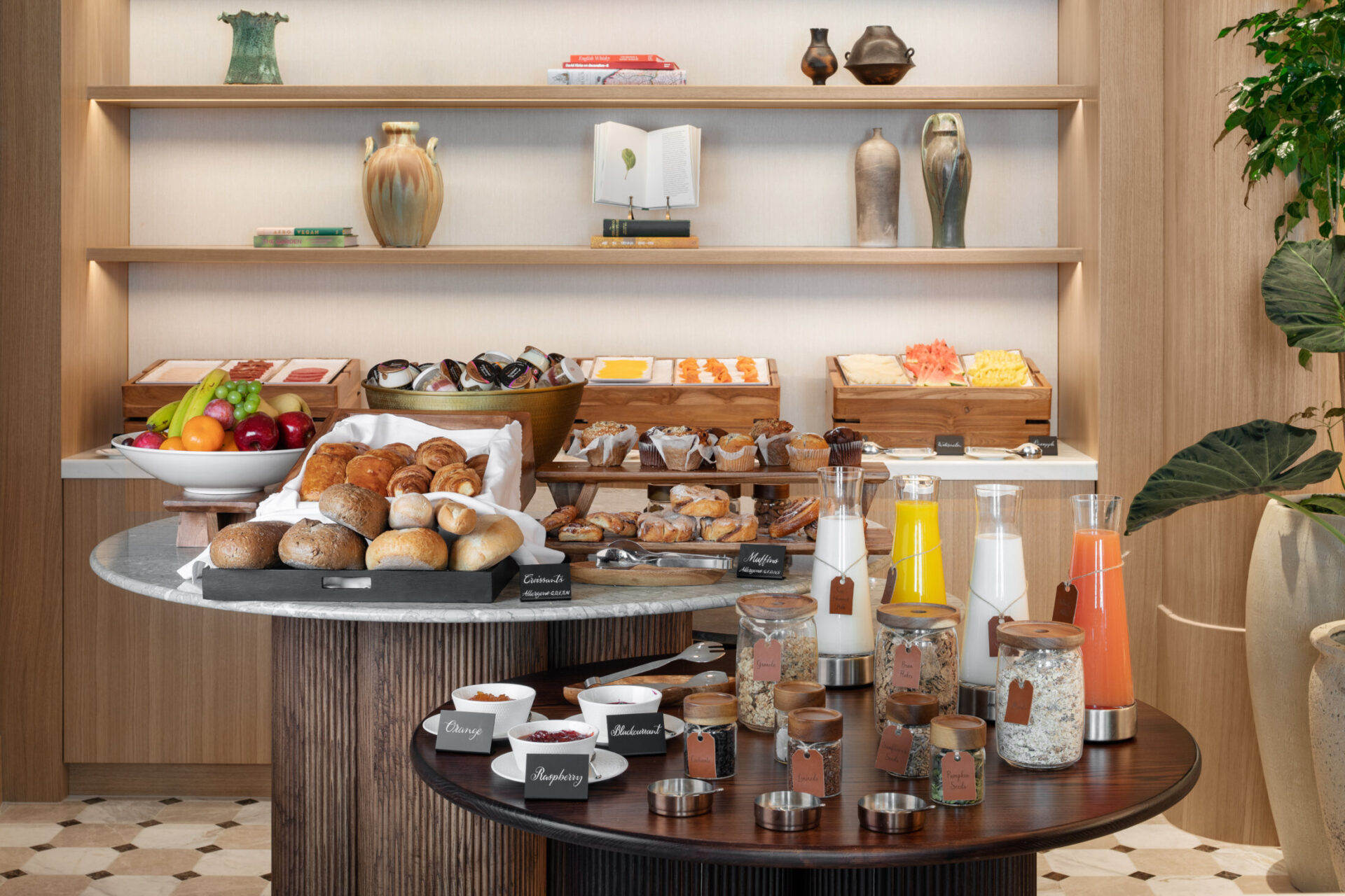 LONMM_Breakfast_Buffet