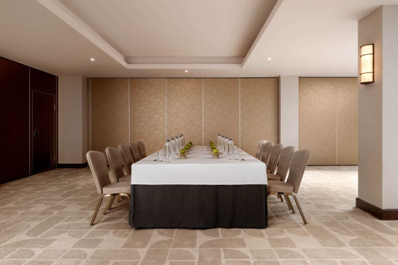 LONMK_Meeting_Room_boardroom
