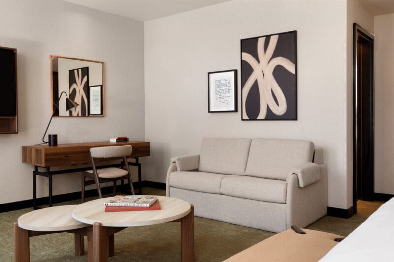 LONMK_Montcalm_Suite_Sofa