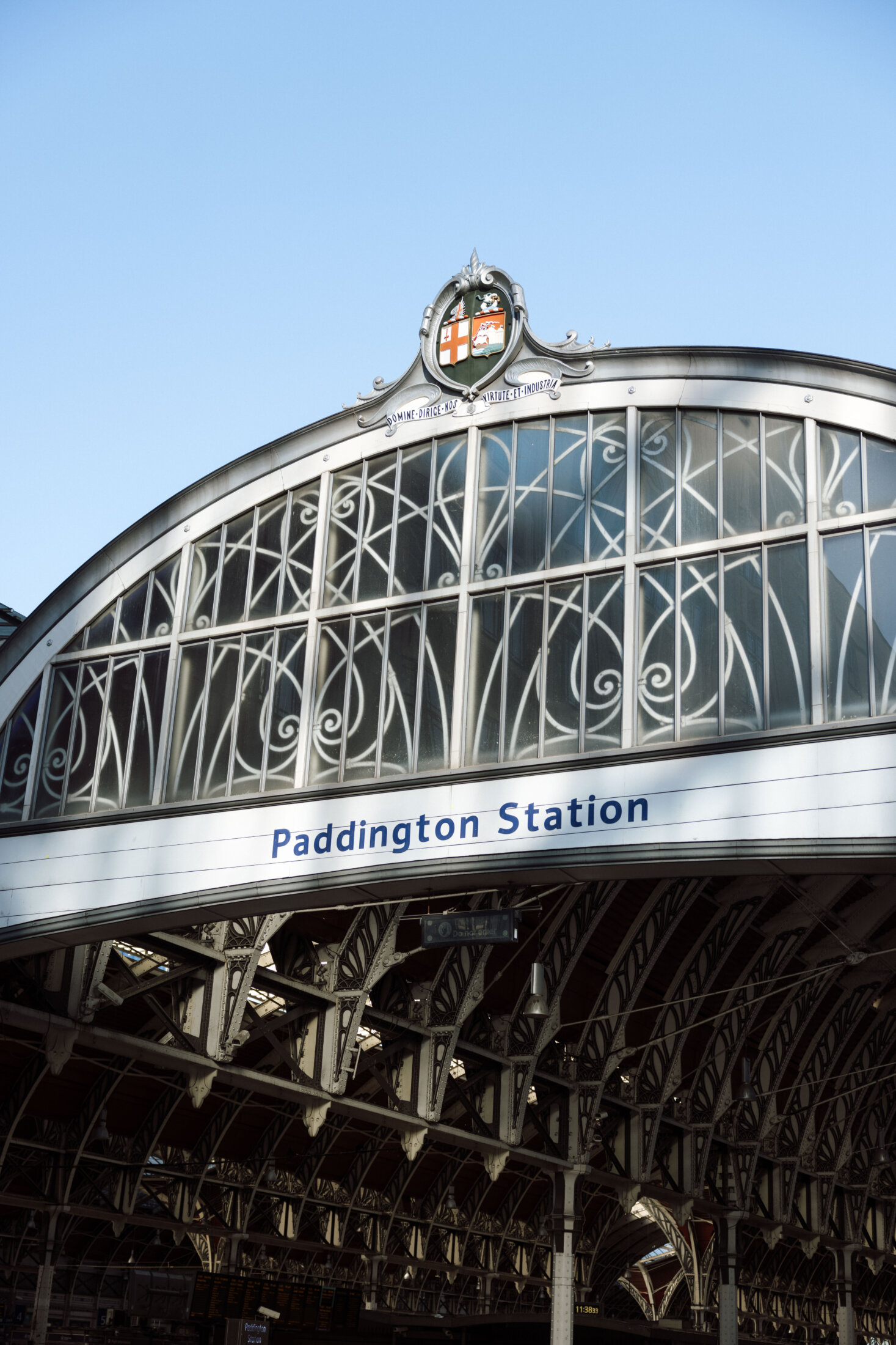 Paddington Station London W2 — Heathrow Express and Elizabeth line connections, walking distance to Montcalm Collection hotels