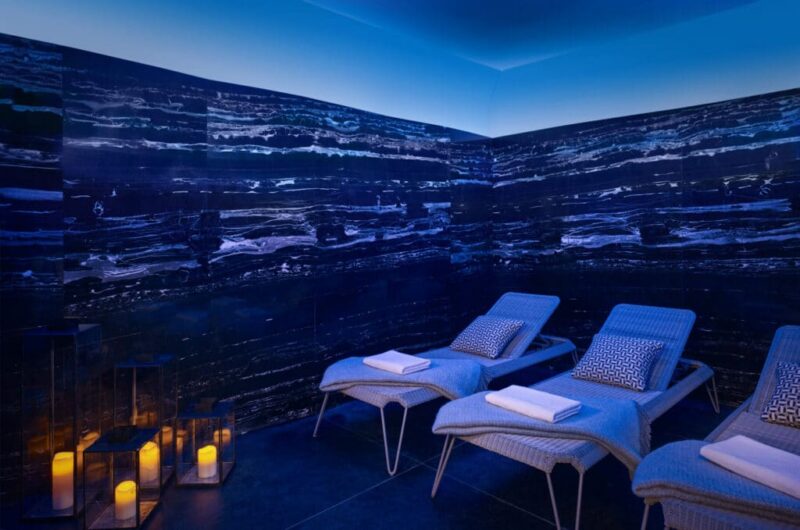 YĀTRĀ Signature Spa at Montcalm East
